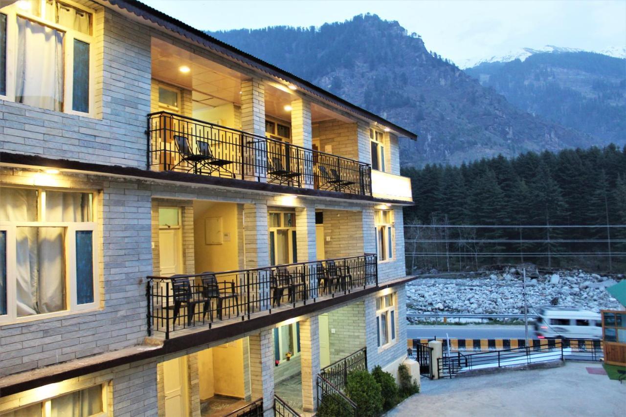 Hotel New Royal Manāli Εξωτερικό φωτογραφία