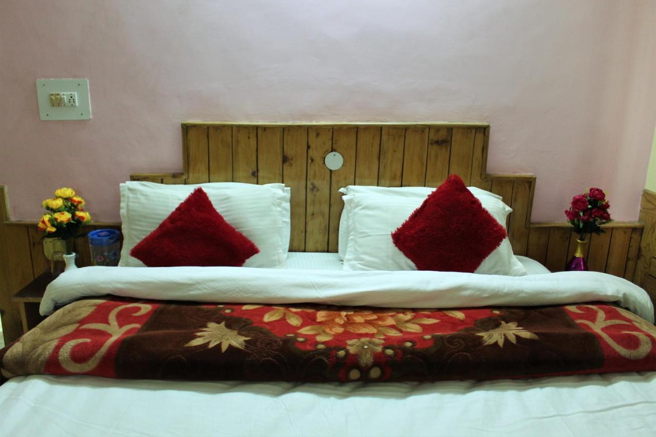 Hotel New Royal Manāli Εξωτερικό φωτογραφία