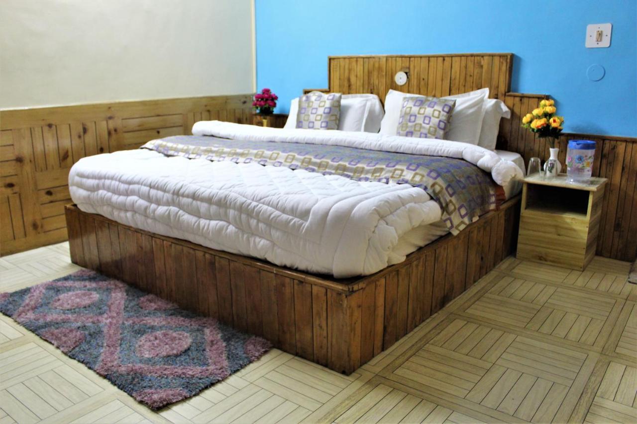 Hotel New Royal Manāli Εξωτερικό φωτογραφία