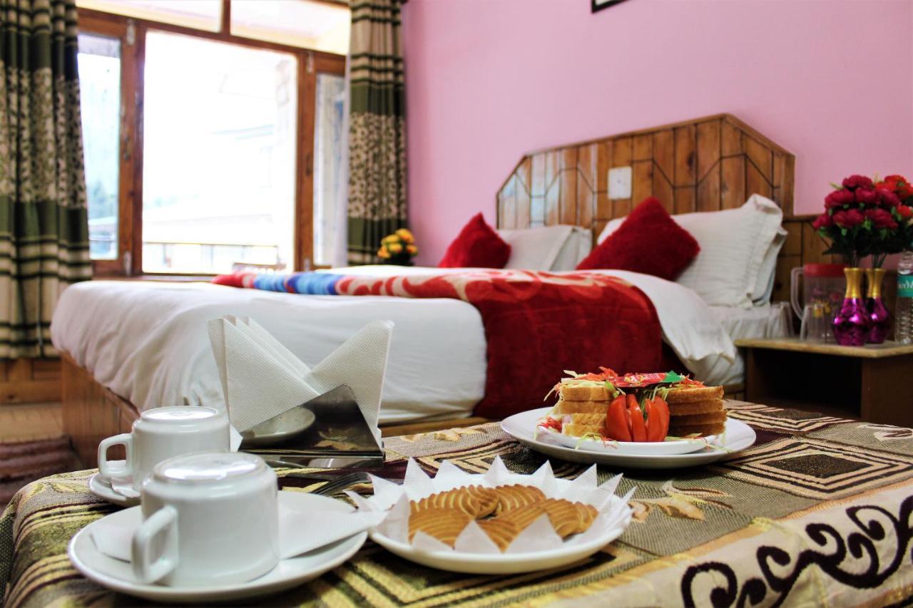 Hotel New Royal Manāli Εξωτερικό φωτογραφία