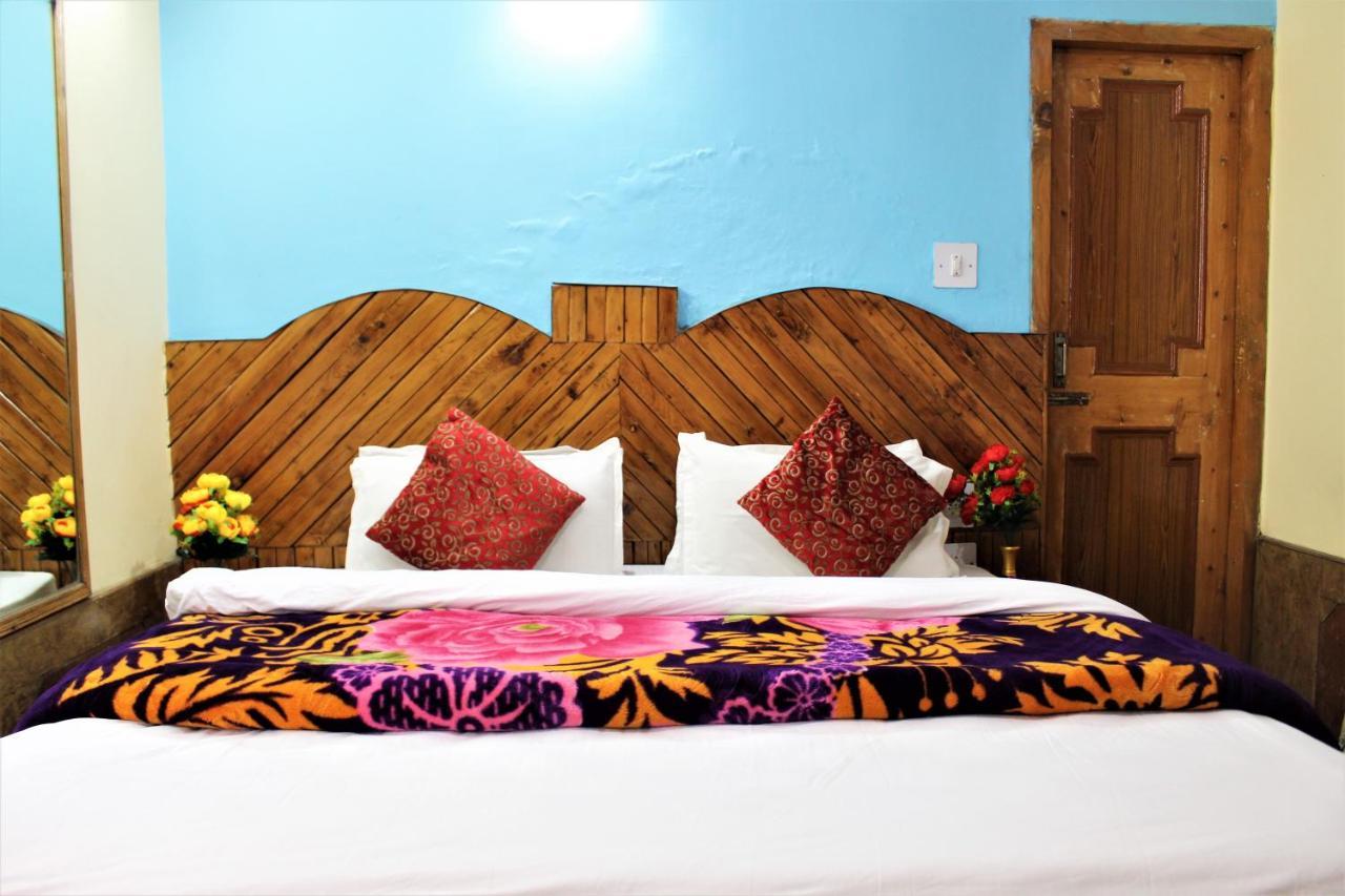 Hotel New Royal Manāli Εξωτερικό φωτογραφία
