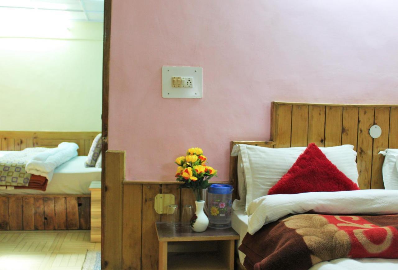 Hotel New Royal Manāli Εξωτερικό φωτογραφία