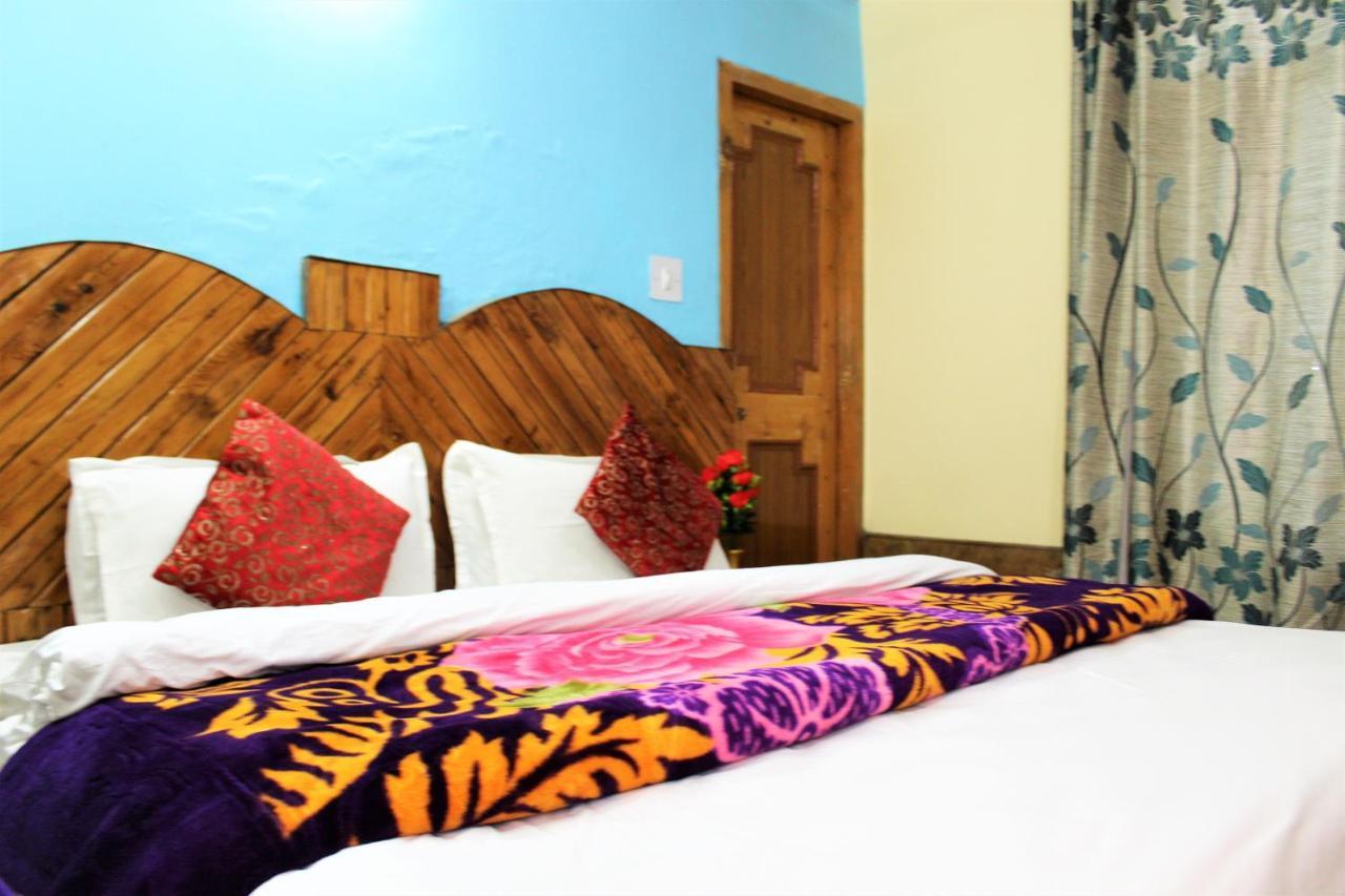 Hotel New Royal Manāli Εξωτερικό φωτογραφία